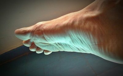 CUIDA TUS PIES: LA IMPORTANCIA DE LA PODÓLOGÍA